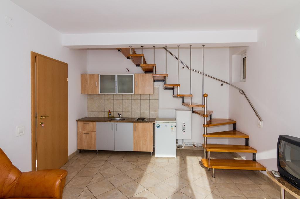 TABOO-DUPLEX-APARTMENT-EFORIE-NORD- LITORAL-ROMANIA-AIR-TOUR-TRAVEL-3